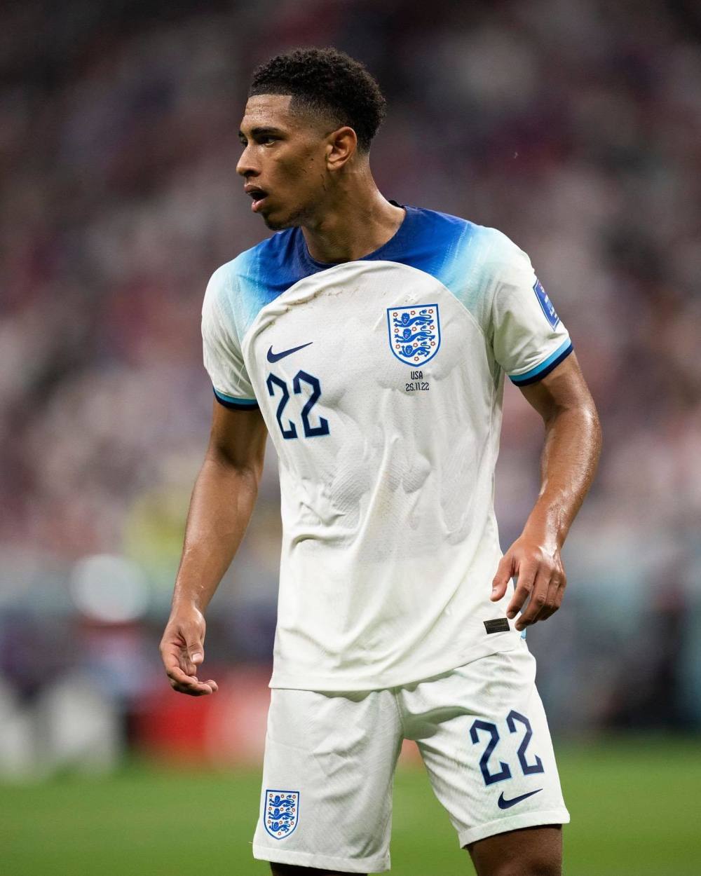 欧文突破防守连续得分（欧文强突防线连拿分）