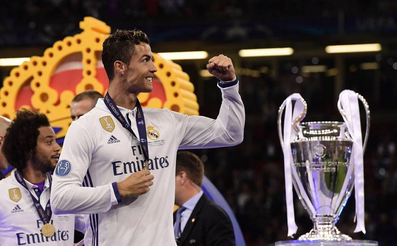 马卡：法院驳回安东尼红牌停赛暂停执行申请，他将无缘德比战（马卡：法院未批准安东尼红牌禁赛暂缓执行，他将缺席德比）