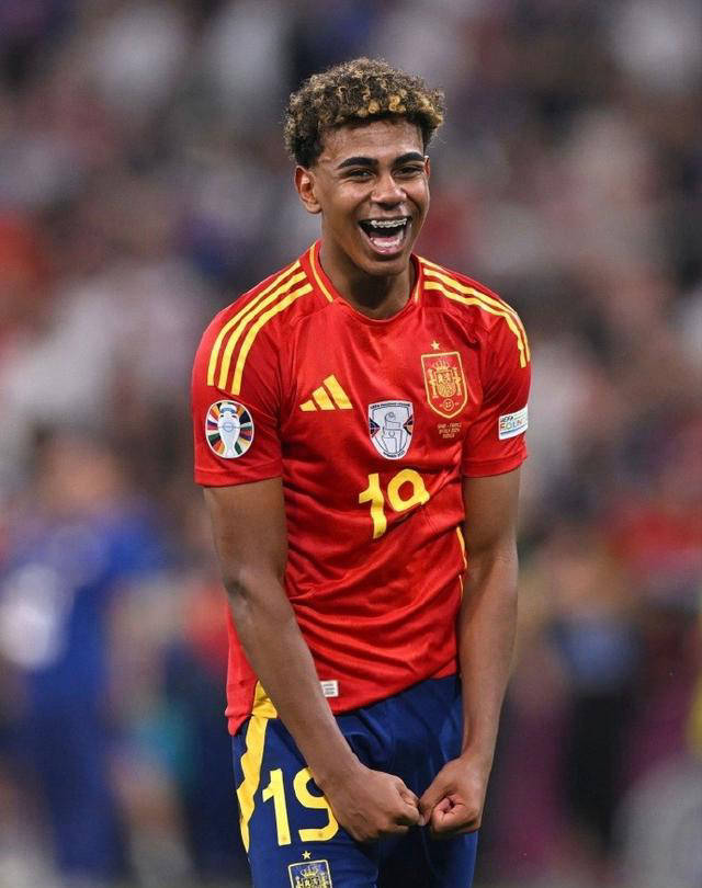 官方：22岁墨西哥中场纳赫拉租借加盟马竞，将先效力于B队（马竞官宣：22岁墨西哥中场纳赫拉租借加盟，先效力B队）