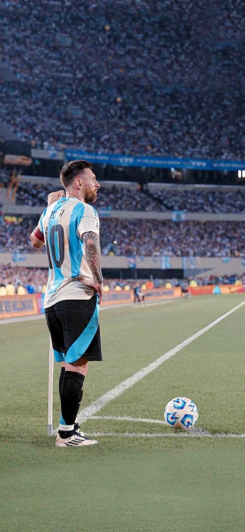 芝加哥公牛球员诺亚·埃森格因伤报销，NBA生涯受挫，发展联盟表现亮眼，未来仍有潜力。（公牛诺亚·埃森格因伤赛季报销：NBA受挫，发展联盟高光，前景仍被看好）